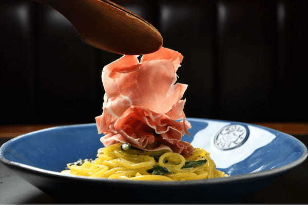 「のせる・絡める・炙る・搾る」エンタメ性豊かなメニューを提供するItalian Kitchen VANSANが獨協大学前トーブイコート内に2023年3月30日(木)オープン！