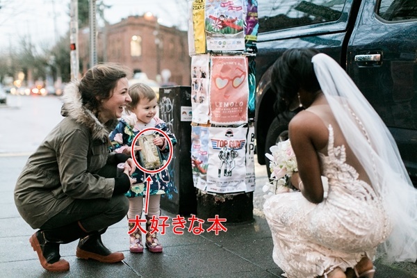 インターネットが繋いだ奇跡！撮影中の花嫁を本物のプリンセスと勘違いした女の子のエピソードが素敵