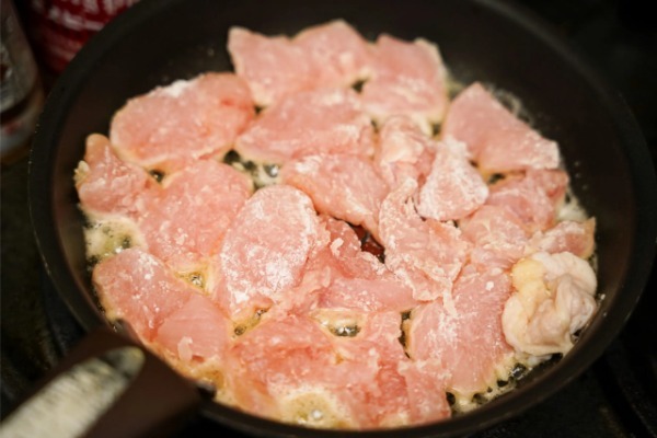 鶏むね肉を無限に食べられる！？　リュウジ氏の「エンドレス鶏むね肉」を実際に試してみた