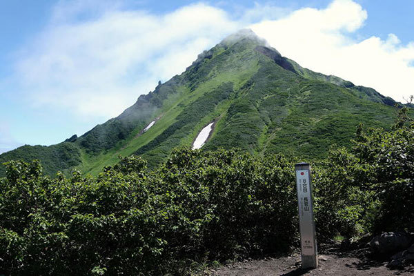 【四季と宿をめぐる旅】北海道〜旅館 雪国と利尻富士登山〜