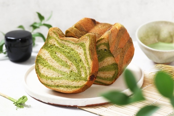 【ねこねこ5月限定商品第一弾!】『ねこねこ食パン まっ茶トラ』『にゃんチー チョコミント』が期間限定新発売!さらにねこ好きのための『ねこねこぬいぐるみチャーム』も数量限定で新登場