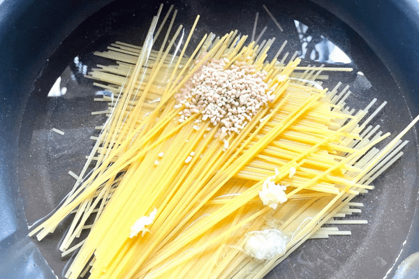 ワンパンねぎ塩ツナパスタ