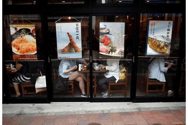 外食売上高、7月は14.5%増 コロナ第7波で後半は失速