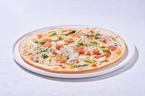 アメリカンレストラン「カリフォルニア・ピザ・キッチン」ラゾーナ川崎店　桜をテーマにした春のスペシャルメニューが登場