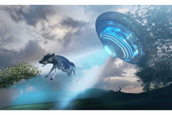 牛の惨殺事件の背後に宇宙人が存在か? 警察がUFO調査員を投入!=米