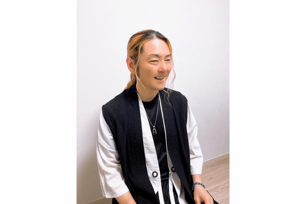 【独占インタビュー】予約2年待ちの霊能者「岡本雅之」が明かす“運命の変え方”! 人生の選択肢を増やす『超次元エネルギー』とは?の画像5