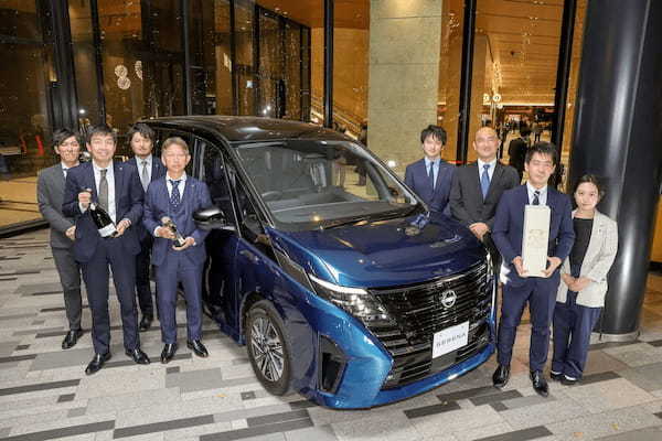 【スタッフ通信】2023-2024 日本カー・オブ・ザ・イヤーはトヨタ「プリウス」