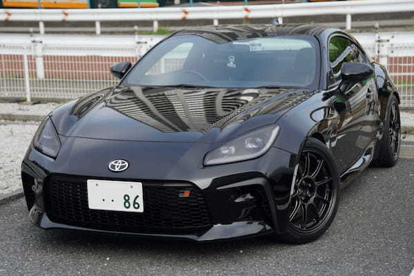 ハンドリングをよくするため足回りをカスタム！トヨタ GR86【みんなのクルマ】