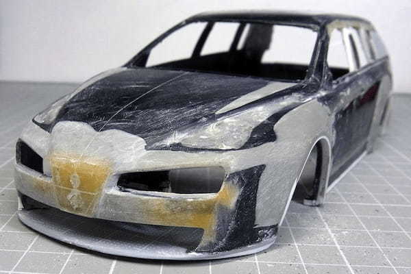 発想の転換で一気に進展！愛車「アルファロメオ159スポーツワゴン」のフルスクラッチに挑む・第2回【CARSMEETモデルカー俱楽部】