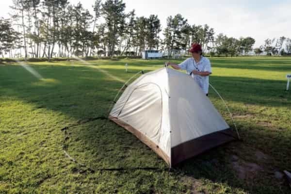 湖上探検と餃子を楽しむ浜名湖キャンプは大人のソロキャンパーに最適かも