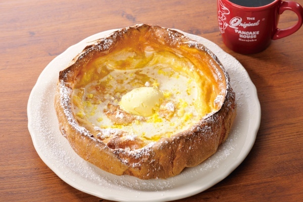アメリカの老舗パンケーキカフェ 「オリジナルパンケーキハウス」～う・ら・ら春いちご フェアを開催～
