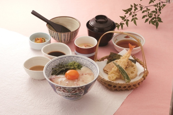和食さと  期間限定!!  『鯛めし ～どっちが旨い鯛決～』がスタート!!