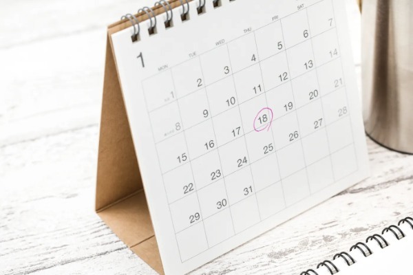 明日から仕事だと思うと憂鬱になる原因と対処法を徹底解説!
