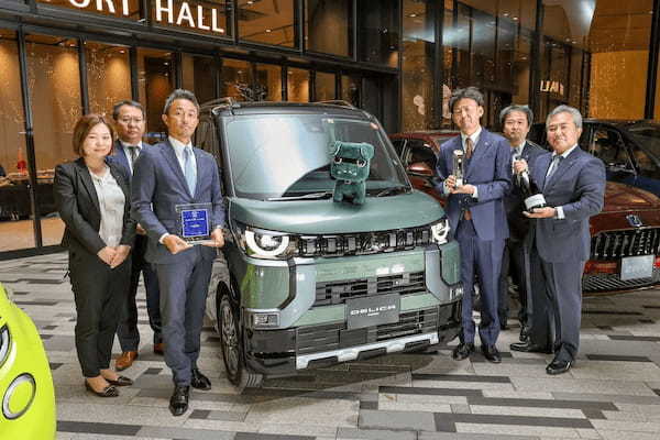 【スタッフ通信】2023-2024 日本カー・オブ・ザ・イヤーはトヨタ「プリウス」