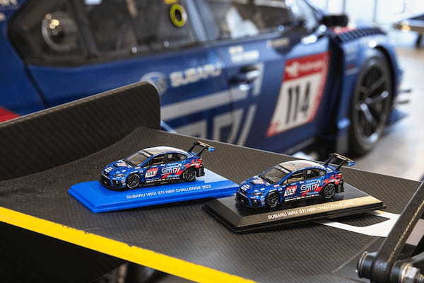 EJ20有終の美をお手元に!大好評のKYOSHO MINI CAR & BOOK、最新号はSUBARU WRX STI NBR CHALLENGE 2022!【モデルカーズ】