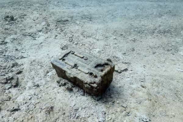 海中に眠る大量のライフル「M1ガーランド」を沖縄・残波岬沖で発見
