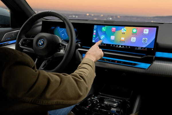 BMW5シリーズの8代目がデビュー　エグゼクティブを刺激する最先端装備を搭載