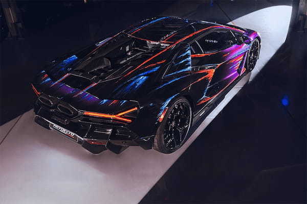 アウトモビリ・ランボルギーニ、アートバーゼルマイアミビーチ2023で独自の手作りマスターピースを発表