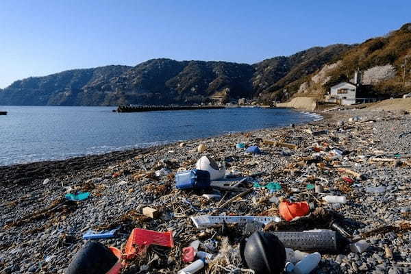 【4分で分かるプラスチック新法】4月から施行の環境規制、レジ袋有料化に追い風！？