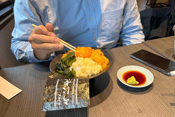 「インバウン丼」とイジられた1万円超え海鮮丼、外国人観光客に“ガチな本音”を聞いた