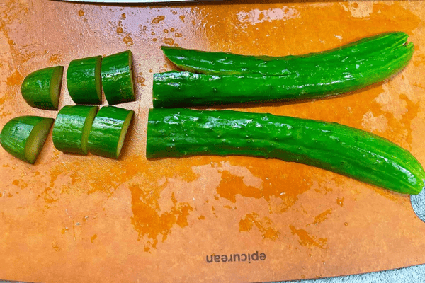 トマトときゅうりの塩昆布和え