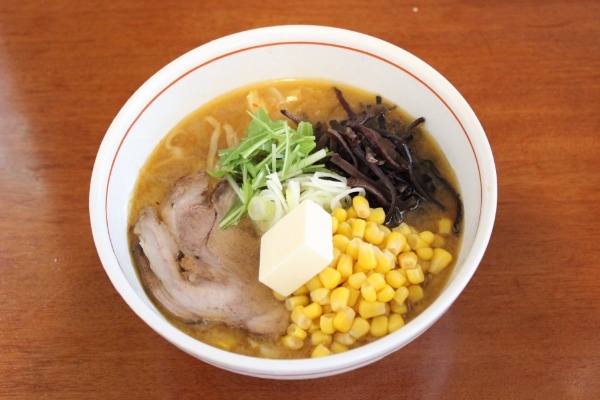 「ご当地ラーメンチャレンジby東京ラーメンストリート」がついに完結。フィナーレを飾る第7弾は「富良野とみ川」が東京初出店！ 第6弾北海道・函館「函館麺厨房あじさい」は4月19日(水)まで！