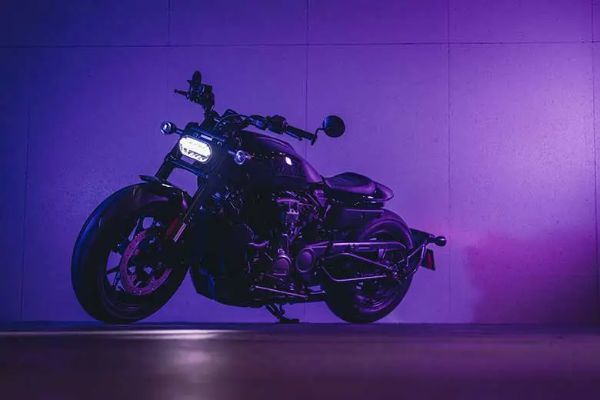 二重人格！新時代ハーレーを体現するスポーツスターS試乗インプレッション