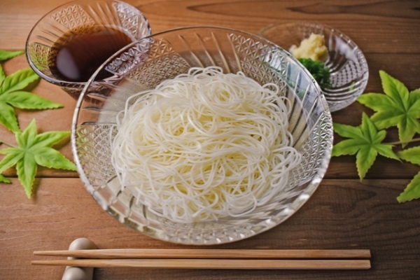 夏の初めの風物詩「七夕」の英語表現ってあるの?アメリカなどでも七夕は行われる?