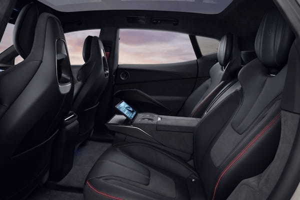 ロータスの新型電動SUV「エレトレ」が待望の日本デビュー
