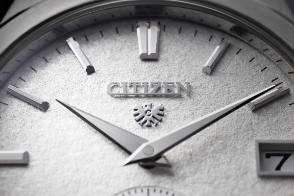 【シチズン｜新作時計ニュース】自社製新型ムーヴメント搭載！ “The CITIZEN”にデイト表示付メカニカルモデルが登場