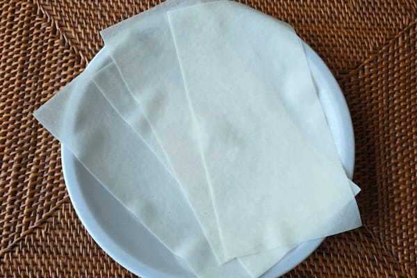 ちくわを春巻きの皮で揚げたら「最強おつまみ」が爆誕 何入れるか考えるのが楽しすぎる