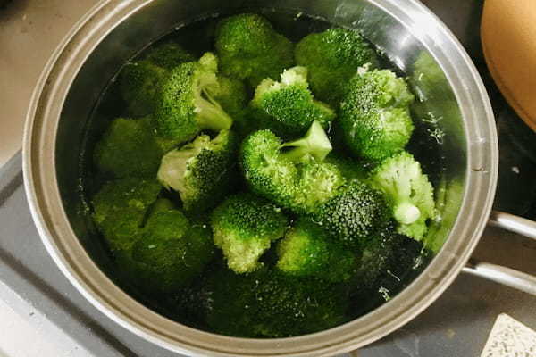 速水もこみちの「ブロッコリーの食べ方」が激うま チーズと“アレ”で1株ペロリ