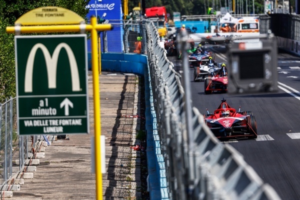 ABB FIAフォーミュラEシーズン9 第14戦イタリア・ローマ ジェイク・デニスの優勝でシリーズチャンピオンにグッと近づく