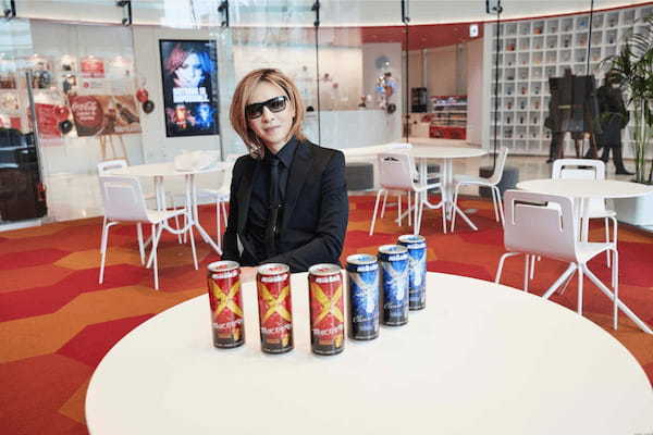 YOSHIKI×日本コカ·コーラ「リアルゴールド X/Y」 合計出荷本数2,900万本突破 3,000万本も目前
