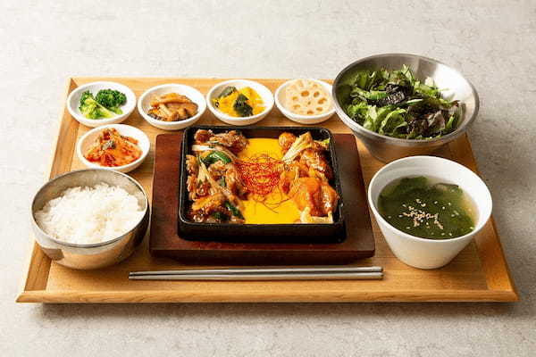 【新業態】ヘルシーさと満足感を兼ね備えた韓国料理専門店『韓食菜美 シクタン』がイオンモール各務原に3月16日(木)新規オープン！全メニューに5種類のキムチ&ナムルとチョレギサラダが付きます！