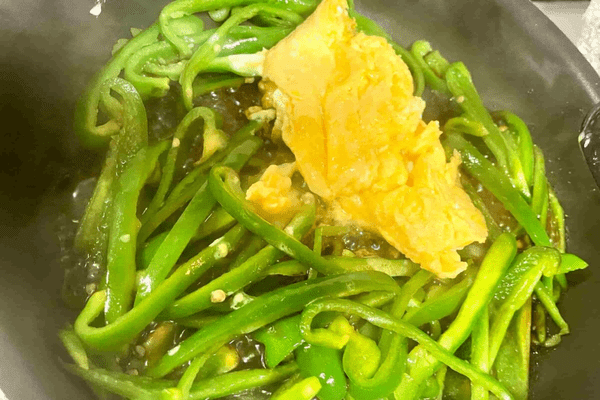 ピーマンと卵の炒め物