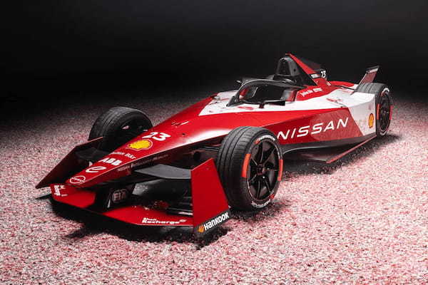 【東京オートサロン2024】日産　フォーミュラEマシンやニスモ、オーテックモデルを展示