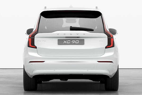 ボルボの7人乗りSUV「XC90」がアップデート！完成度を高めた史上最高モデルとして発売