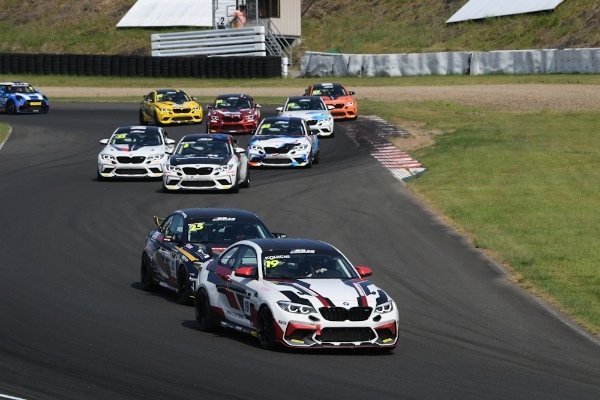 【BMW Group Japan 2023 Motorsport】BMW MとMINI JCWのワンメイクレース「BMW & MINI Racing」はシーズン後半戦に突入！