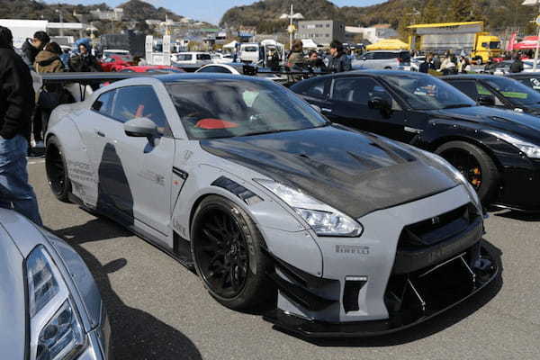 「GT-R」が230台も集結! R35オーナーのための交流イベント「R35 GT-R祭 2024」に潜入!