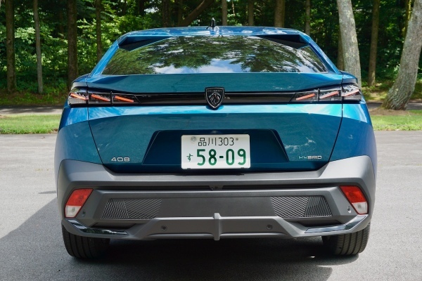 【試乗記】クルマの新しい価値をカタチでも表現している新型プジョー408 GT HYBRID
