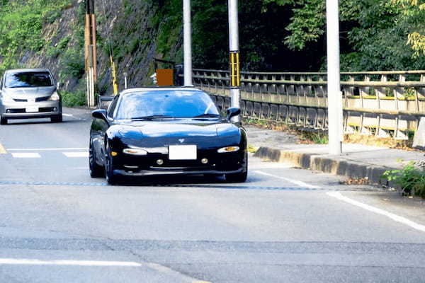 内燃機関のみのスポーツカーは絶滅危惧種？エンジン車の魅力や未来を考察してみた