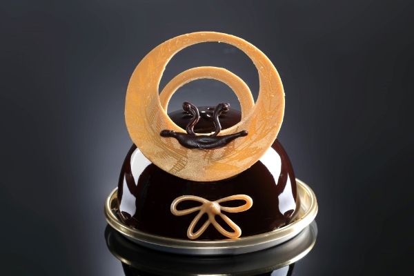 【シェラトン都ホテル大阪】こどもの日「兜ケーキ＆端午の節句プラン」販売