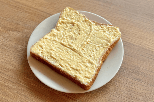 リュウジ からしマヨささみトースト