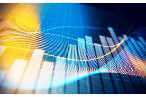 10年で時価総額を10倍以上にした小売業と大きく減らした小売業とは