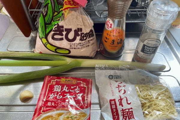 ハマごはんの「ごまネギつけ麺」はコスパ最強　35円の中華麺でも店レベルの美味しさ