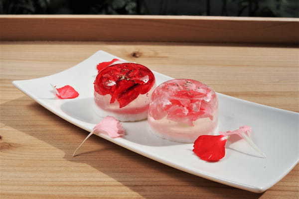 母の日のギフトに。エディブルフラワーを使用した上生菓子「カーネーションボックス」数量限定で発売