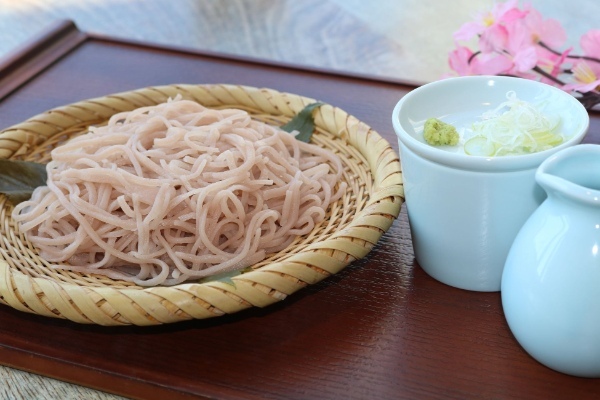 春の色と香りを感じて・・・抹茶や桜のお菓子などはいかが?銀座三越、“いまだけ”の美味しさを取り揃えました!