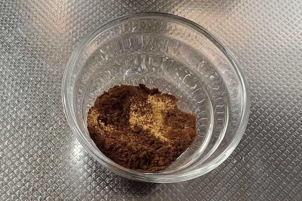 家で、カフェレベルの「アイスココア」作る方法　コップに注ぐ順番が超重要だった