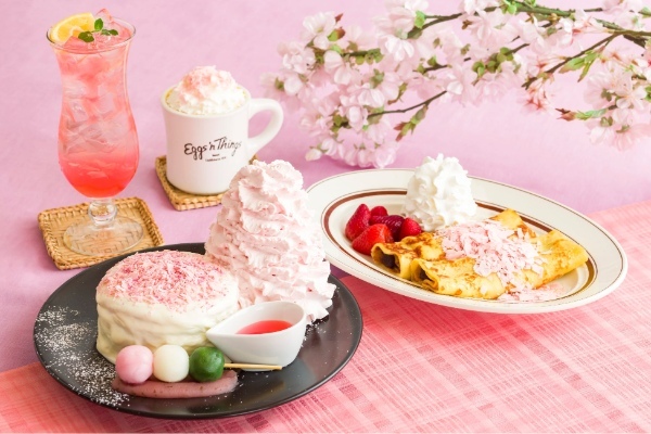 Eggs ’n Thingsから初となるお花見シーズン限定の桜メニューが登場！「桜パンケーキ」「あんバタークレープ」3月23日（木）～4月17日（月）まで販売
